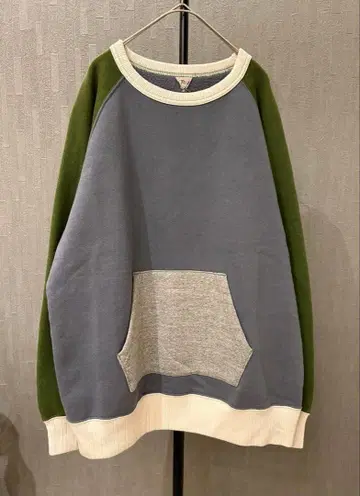 [ 새상품급 ] FilMelange (필메란제) 멀티 컬러 맨투맨