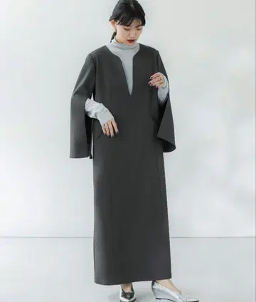 crewre 딥넥 세트 원피스 라메 하이넥 티셔츠 없음