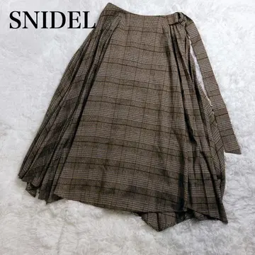 SNIDEL 체크 무늬 플리츠 스커트 롱 비대칭
