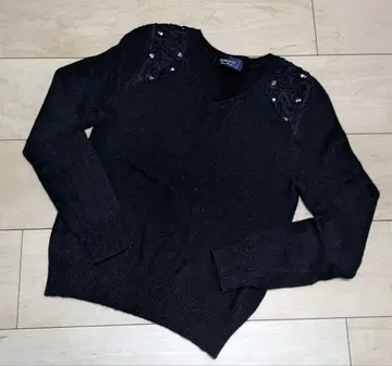 저스길리티 니트