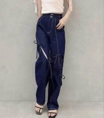 dazzlin 슬릿 리본 데님 팬츠