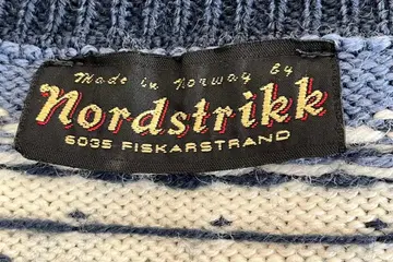 [ nordstrikk ] 루돌프 무늬 메탈 후크 노르딕 가디건