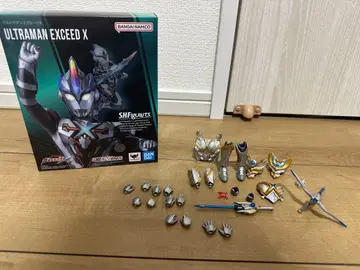 울트라맨 엑시드 X 베타 스파크 아머 S.H.Figuarts