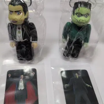 [ 미개봉 새상품 ] 프랑켄슈타인 & 드라큘라 베어브릭 SERIES 42