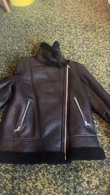 무스탕 라이더 스코트