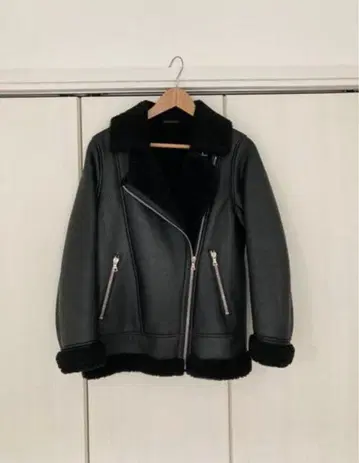 무스탕 라이더 스코트