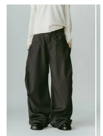 knuthmarf tuck design denim pants gray