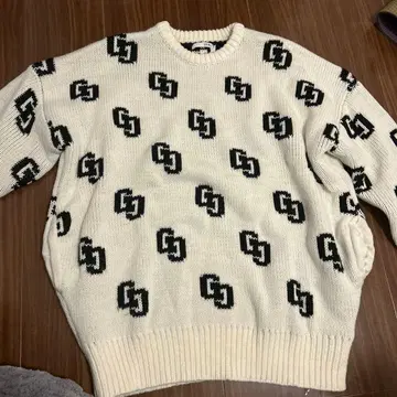 GYDA 로고 니트 긴팔 F 사이즈 아이보리/블랙