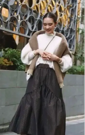 새상품급! ELLIE 퀼팅 스커트 엘리 롱 스커트 스커트