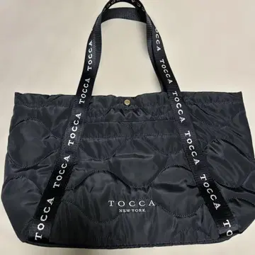 TOCCA 블랙 퀼팅 토트백