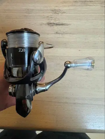 다이와 24 루비아스 LUVIAS LT2000S-P 스피닝 릴