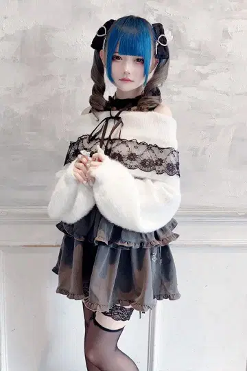 MARS 니트 상의 화이트