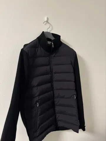 BEAUTY&YOUTH 블랙 다운 자켓