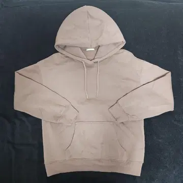 베이지 후드 부착 후드티