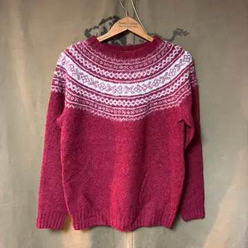 [ 가격 인하 불가 ] 인버아란 VALLIS 팩토탐 페어아일 패턴 스웨터