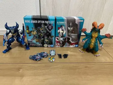 울트라맨 X S.H.Figuarts 사이버 고모라 몬스아머