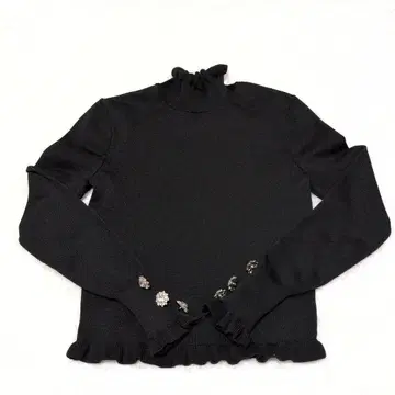 새상품급 자라 비쥬 프릴 블랙 긴팔 니트