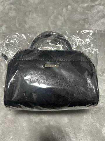 미사용 블랙 합성 피혁 핸드백