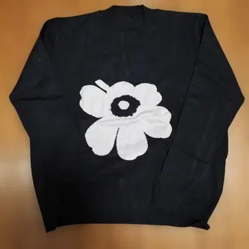 미사용 새상품 빅 사이즈 꽃 패턴 니트 sizeL