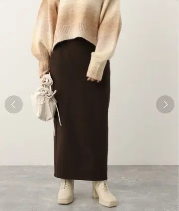 Heather 하이웨스트 파이핑 슬릿 내로우 스커트 브라운