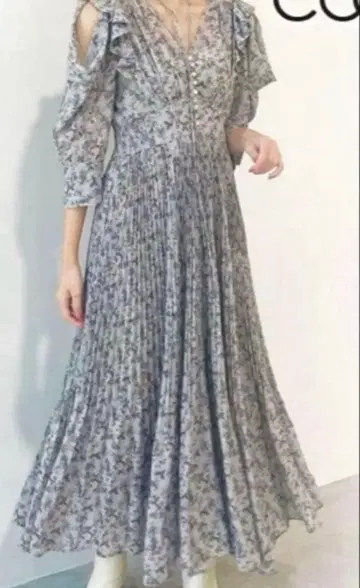 코코딜 플라워 로즈 플리츠 원피스