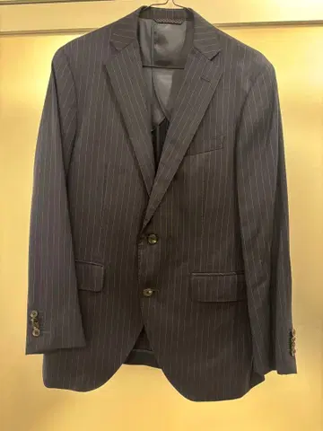 네이비 스트라이프 비즈니스 정장 자켓