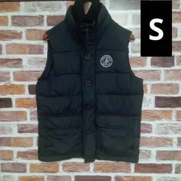 Abercrombie and Fitch 블랙 다운 베스트