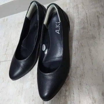 ALKI 부드러운 시어링 가죽 플레인 펌프스