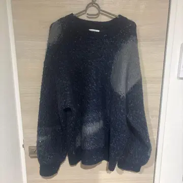 추상 루즈 니트