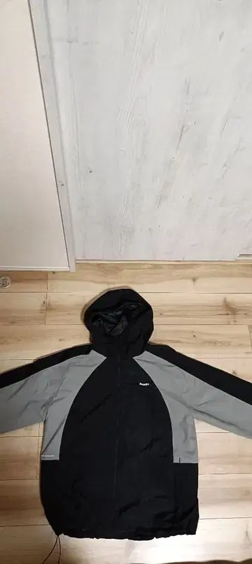 HUF 쉘 자켓 후드 부착 나일론 자켓 블랙/그레이