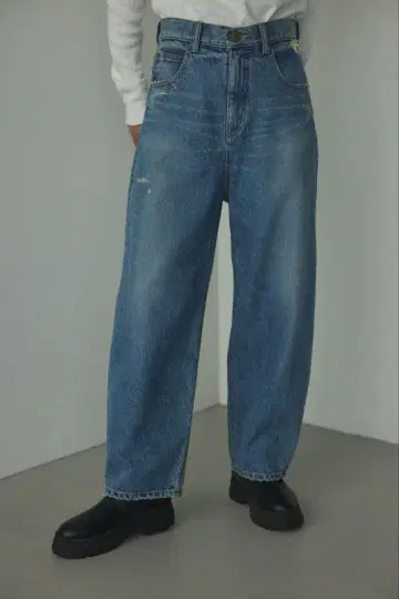 [ BLACK BY MOUSSY ] PUNA vintage denim