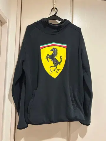 레어 페라리 Ferrari 후드 부착 후드티 로고 US M