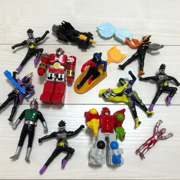 전대물 가면라이더 울트라맨 완구 피규어 묶음 판매