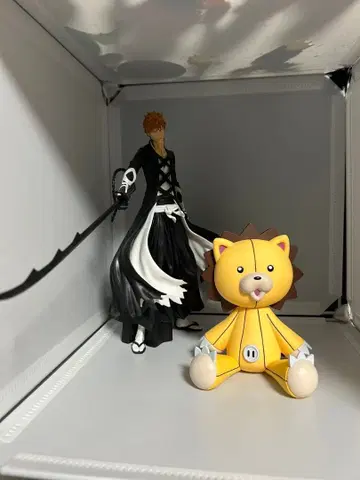 이치고 피규어와 라이온 소프트 토이 세트