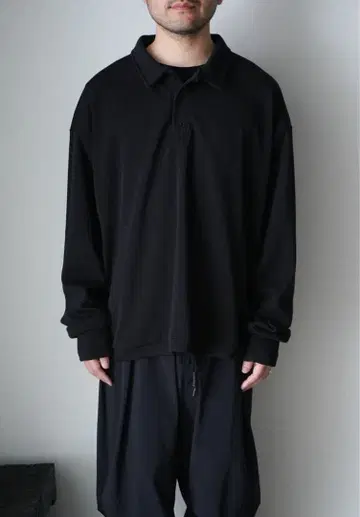 UNTRACE | 안트레이스 블랙 긴팔 피케 셔츠