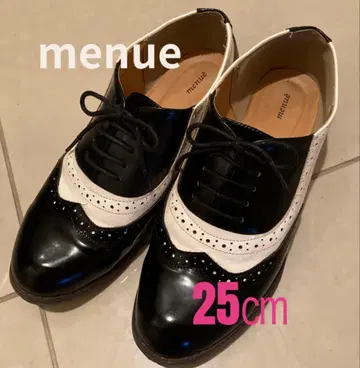 므뉴 윙 칩 슈즈 매니시 슈즈 화이트 블랙 에나멜 25cm