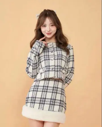 다리치 숏 트위드 자켓 셋업