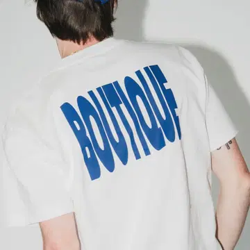 [ 새상품 ] BOUTIQUE LOUD LOGO TEE 카네코 케이지