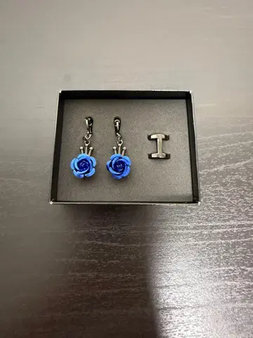 Ado 패셔너블 귀찌