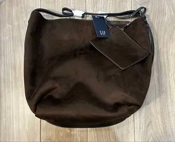 [ 새상품 ] GAP 비건 스웨이드 버킷 백