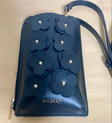 M'GRACY(엠즈 그레이시) 휴대용 숄더백