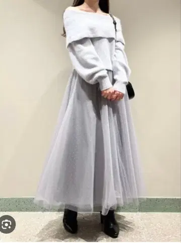 스나이델 오프숄더 니트 PO&튤 SK 세트