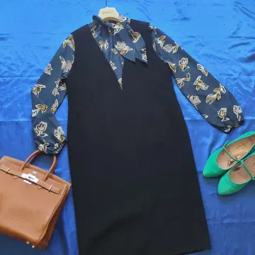 엘레강트 코디 아도어 ADORE 깊은 V 넥 원피스 검정 계열