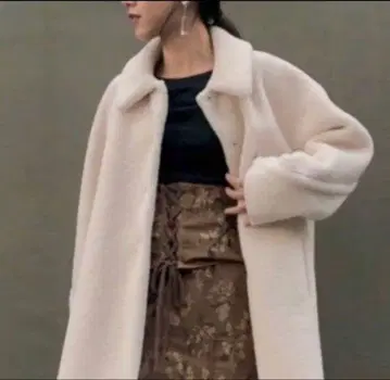 Ameri TENT LINE BOA COAT 보아 코트