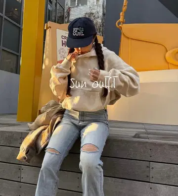 SUNOUTFIT 스트레이트 데님 무릎 립 가공