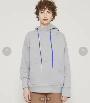 UN3D. 비대칭 후디