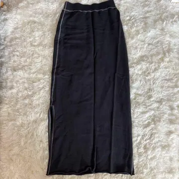 [레어] plage 플라주 슬림 레그 슬릿 롱 맨투맨 스커트 I라인