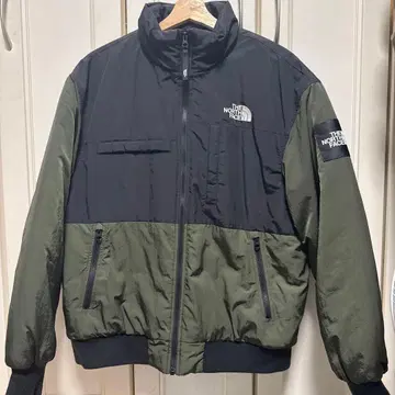 희귀한 THE NORTH FACE 다운 자켓 L 사이즈 블랙 올리브