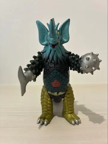 타이런트 츠부라야 프로덕션 1984 울트라 괴수 시리즈