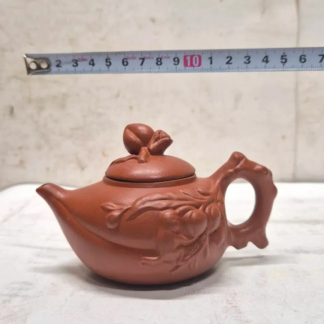 [Pottery Princess Antiques] Zisha Teapot (No. 422) KBW